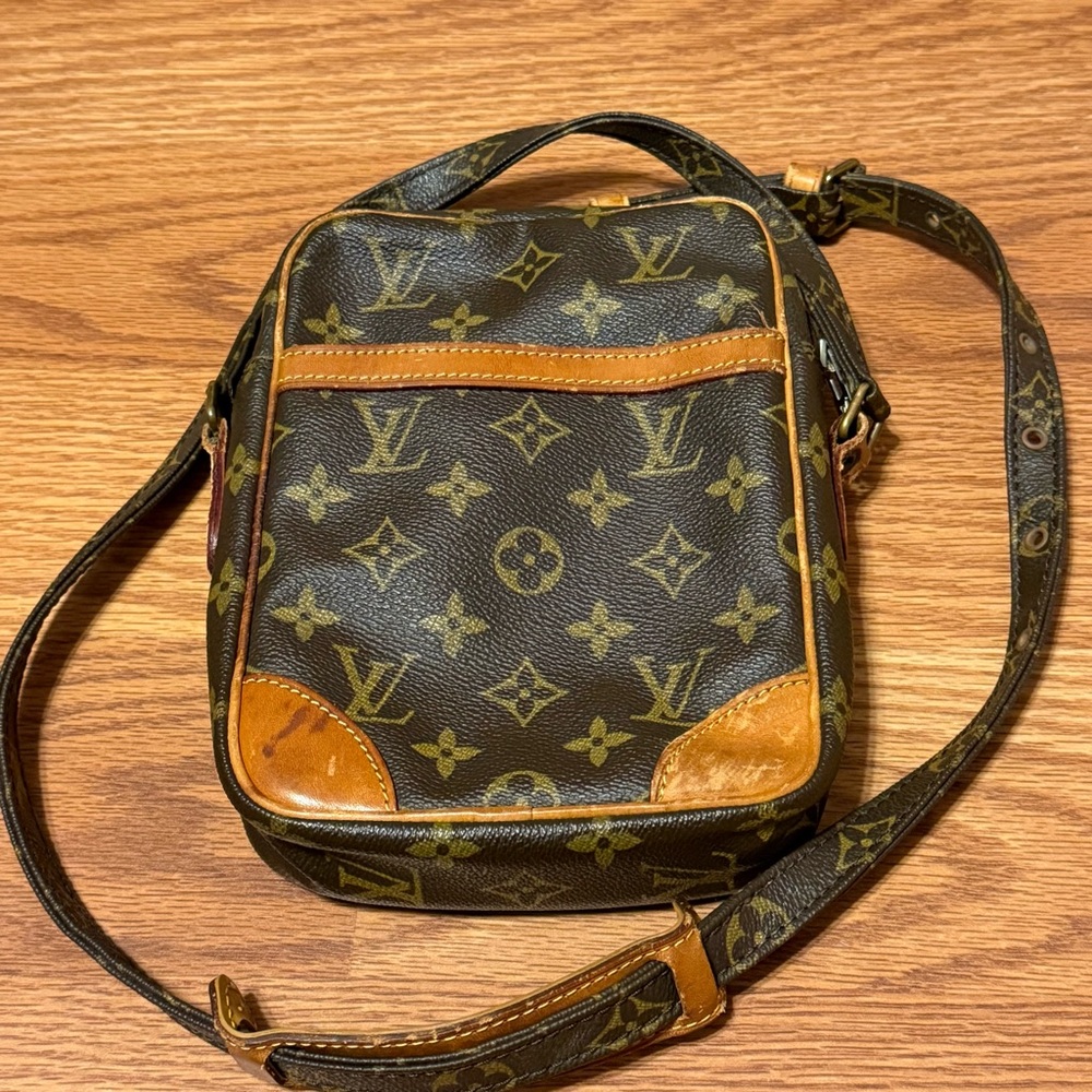 Louis Vuitton Vintage Crossbody Purse Brown Leather Monogram Canvas - Picture 6 of 9